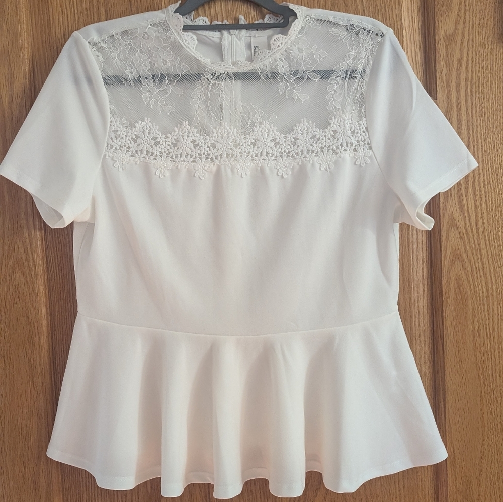 **3-for-15** Unknown Brand Flowy Blouse with Lace Detail